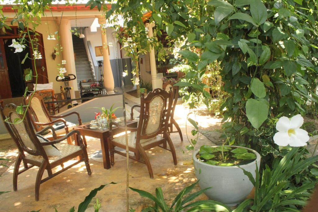 Dionis Villa Unawatuna Luaran gambar