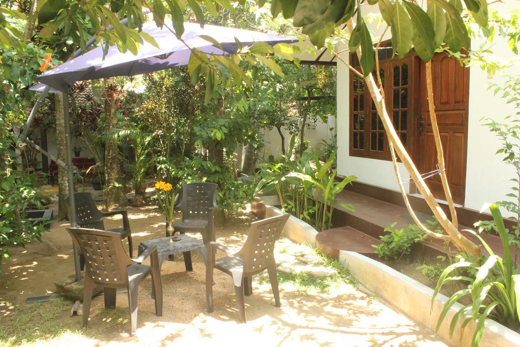 Dionis Villa Unawatuna Luaran gambar