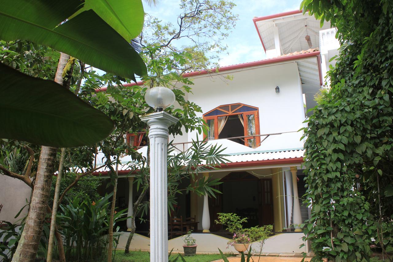 Dionis Villa Unawatuna Luaran gambar